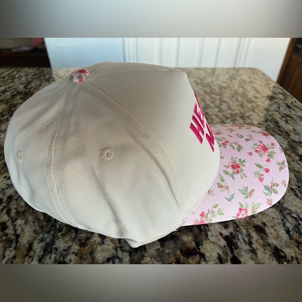Heaven Made Floral Pink & White Trucker Hat - Picture 4 of 6